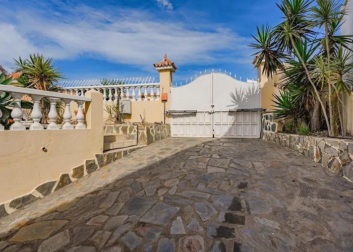 El Yuka With Heated Pool Villa Callao Salvaje