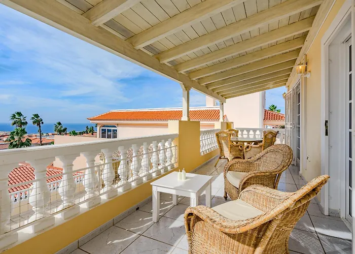 El Yuka With Heated Pool Callao Salvaje