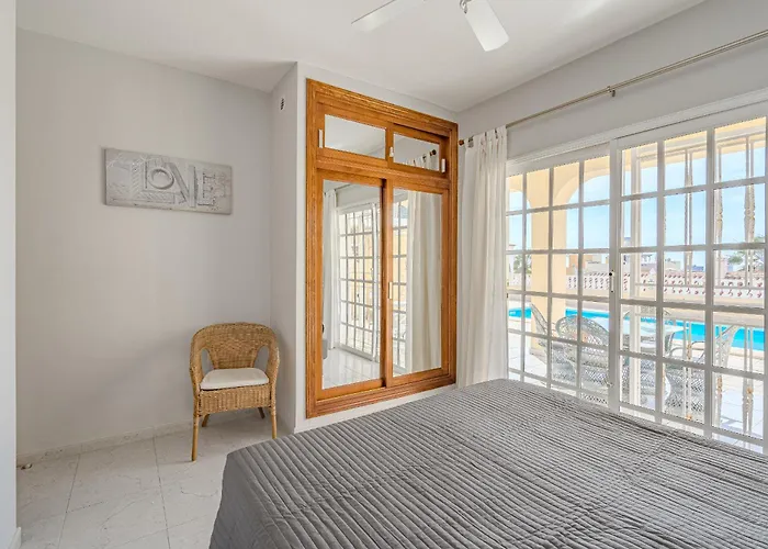 Villa El Yuka With Heated Pool *