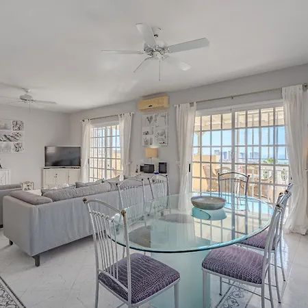 Vila El Yuka With Heated Pool *