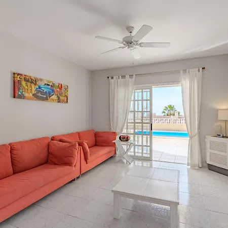 El Yuka With Heated Pool Vila *