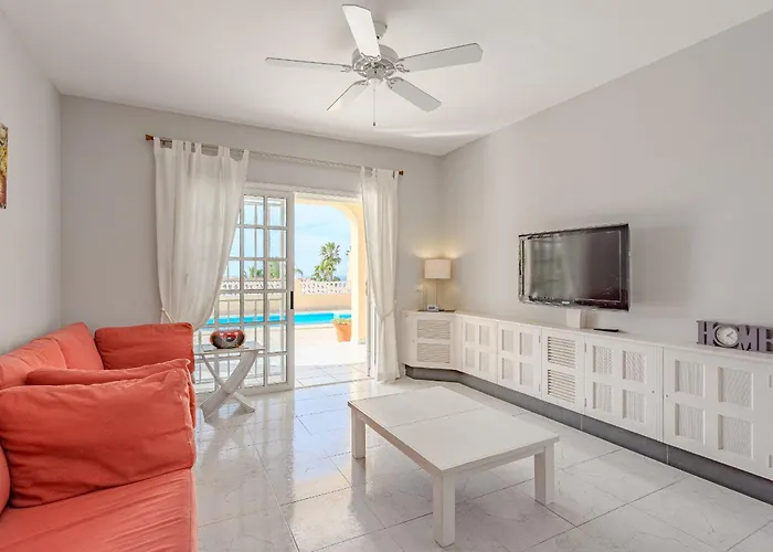 El Yuka With Heated Pool Villa Callao Salvaje